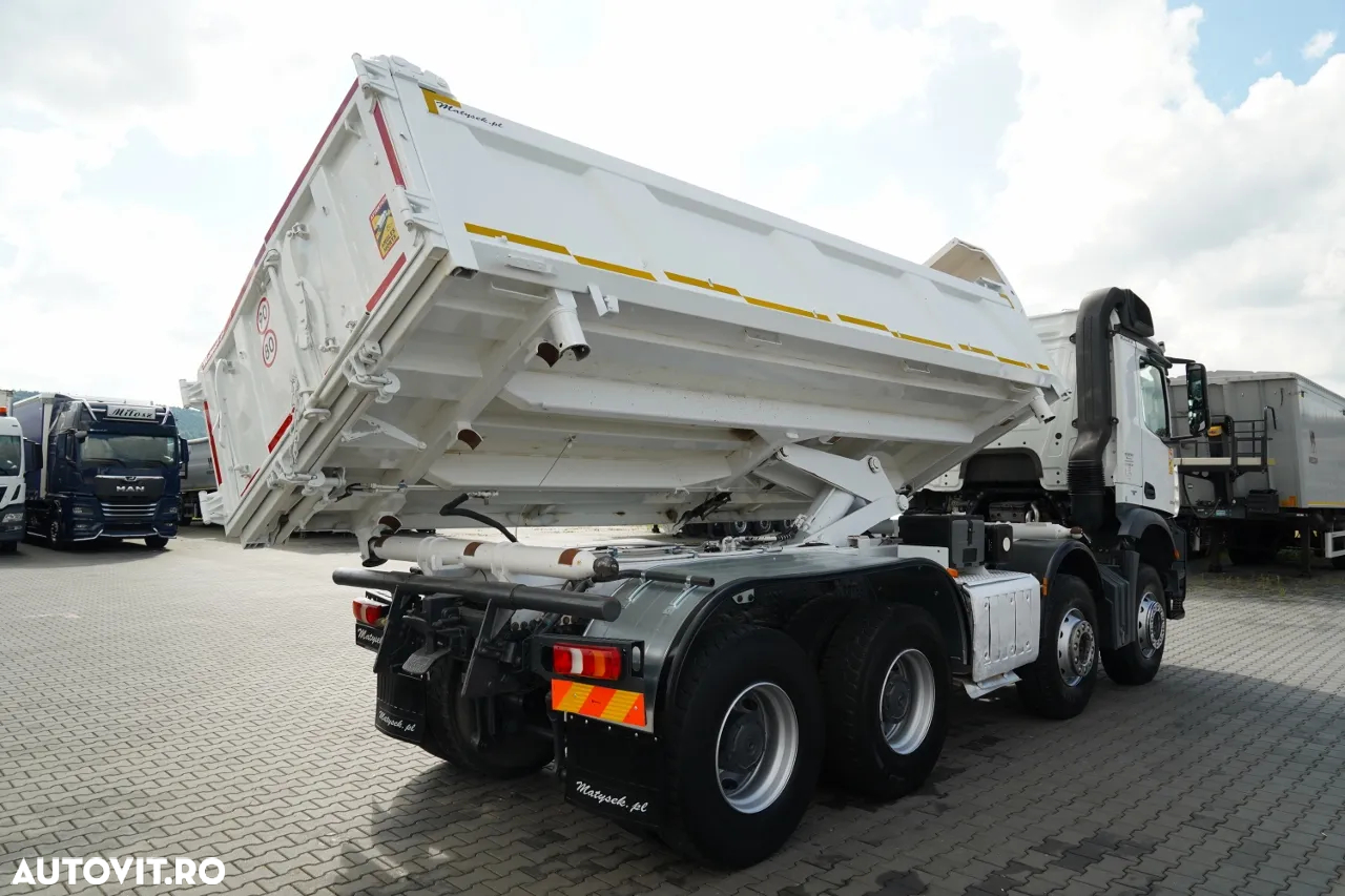 Mercedes-Benz AROCS 3243 / 8x4 / BASCULĂ DUBLU 6,2 M / BASCULĂ HIDRODOXICĂ / EURO 6 / IMPORTAT - 12