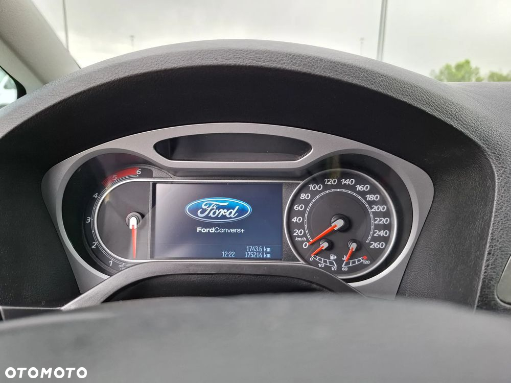 Ford S-Max 2.0 TDCi DPF Business Edition - 34