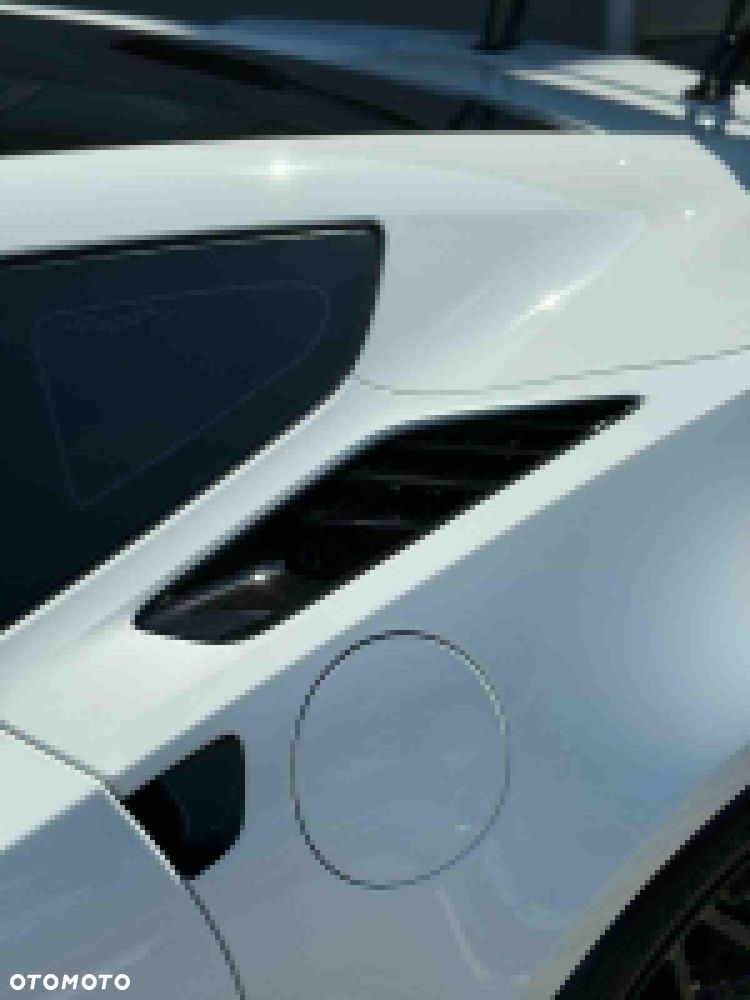 Chevrolet Corvette - 7
