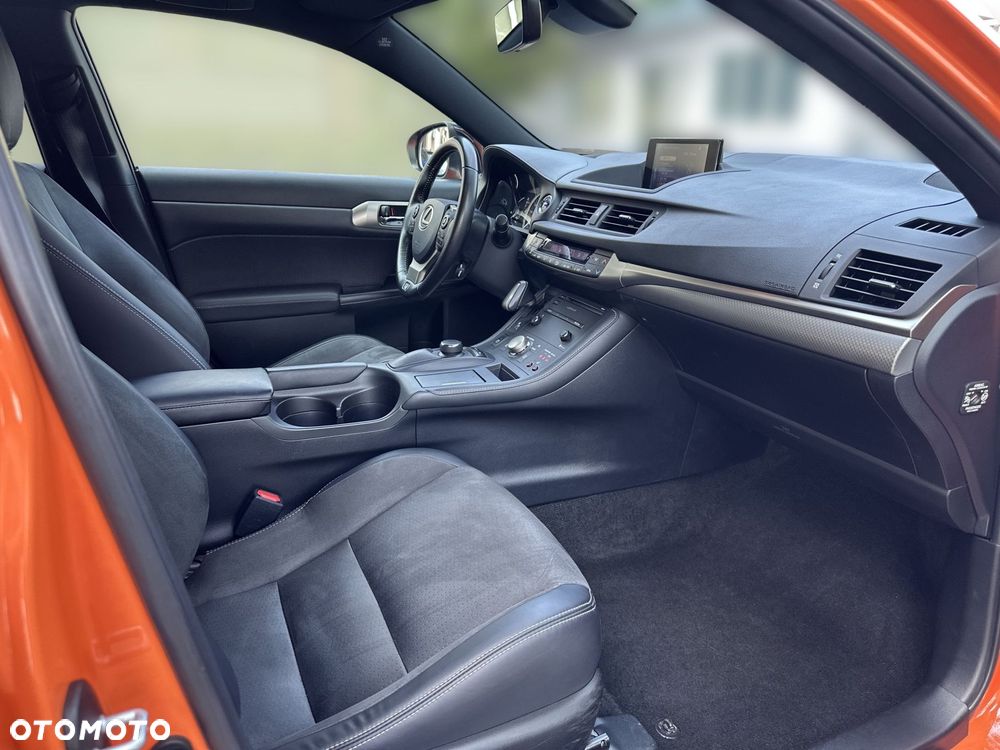 Lexus CT 200h F Sport - 19