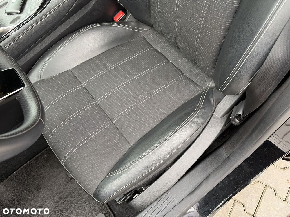 Renault Austral 1.3 TCe mHEV Techno - 12