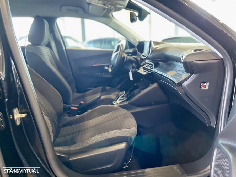 Peugeot 2008 1.2 PureTech Active Pack EAT8 - 28