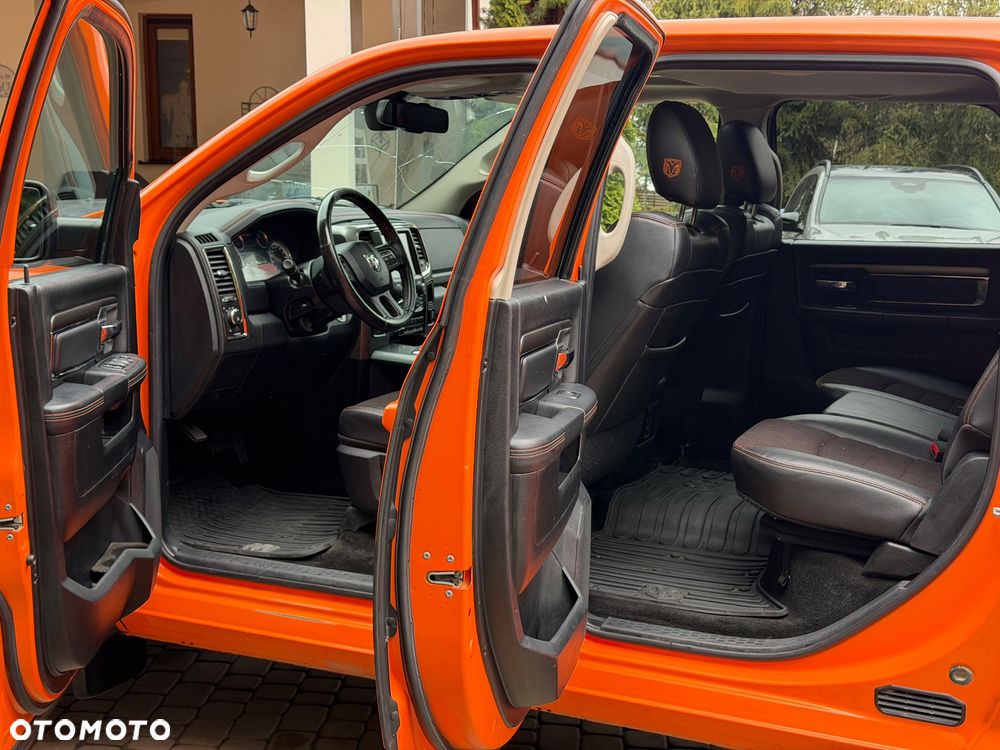 Dodge RAM 5.7 4x4 - 21