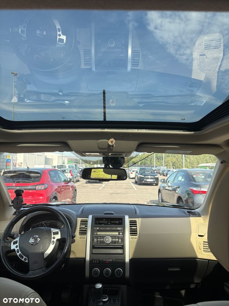 Nissan X-Trail - 8