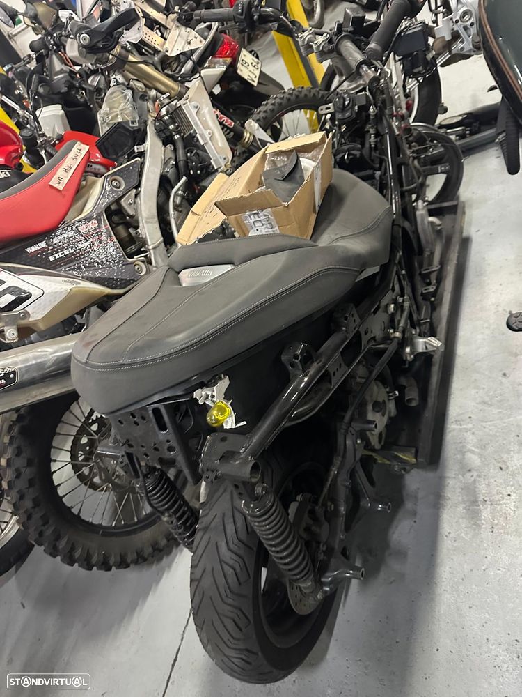 Yamaha x-max 300 - 1