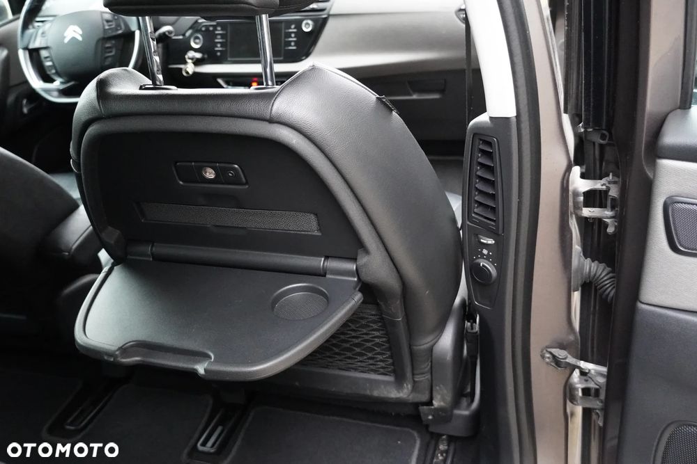 Citroën C4 Picasso - 25