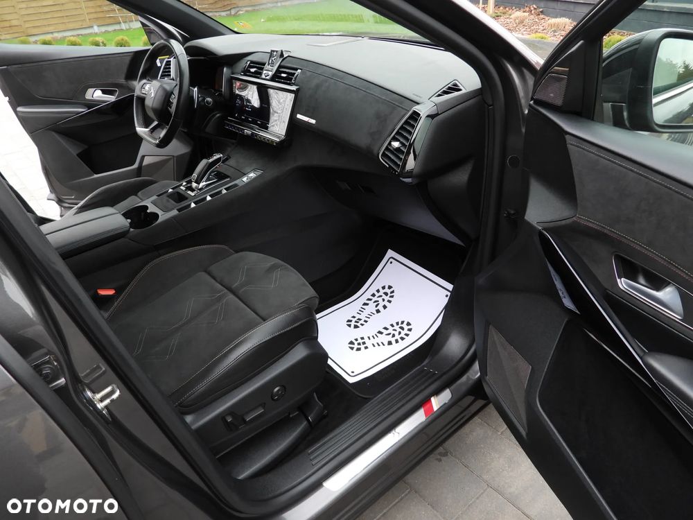 DS Automobiles DS 7 Crossback - 24