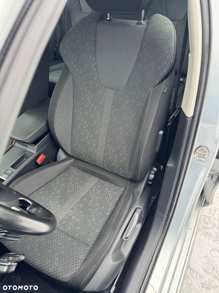 Skoda Octavia 2.0 TDI SCR Ambition DSG - 10