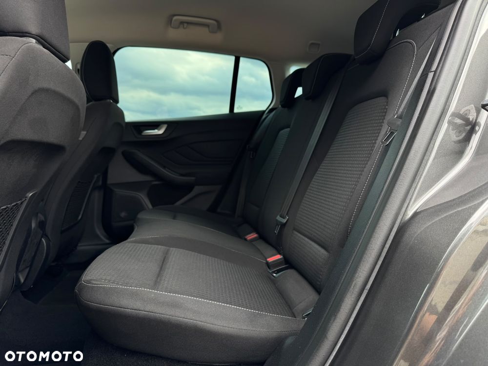 Ford Focus SW 1.0 EcoBoost Hybrid TITANIUM X - 20