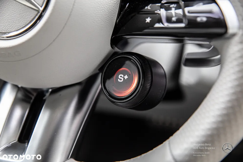 Mercedes-Benz EQE AMG 43 90.5kWh 4-Matic+ - 11