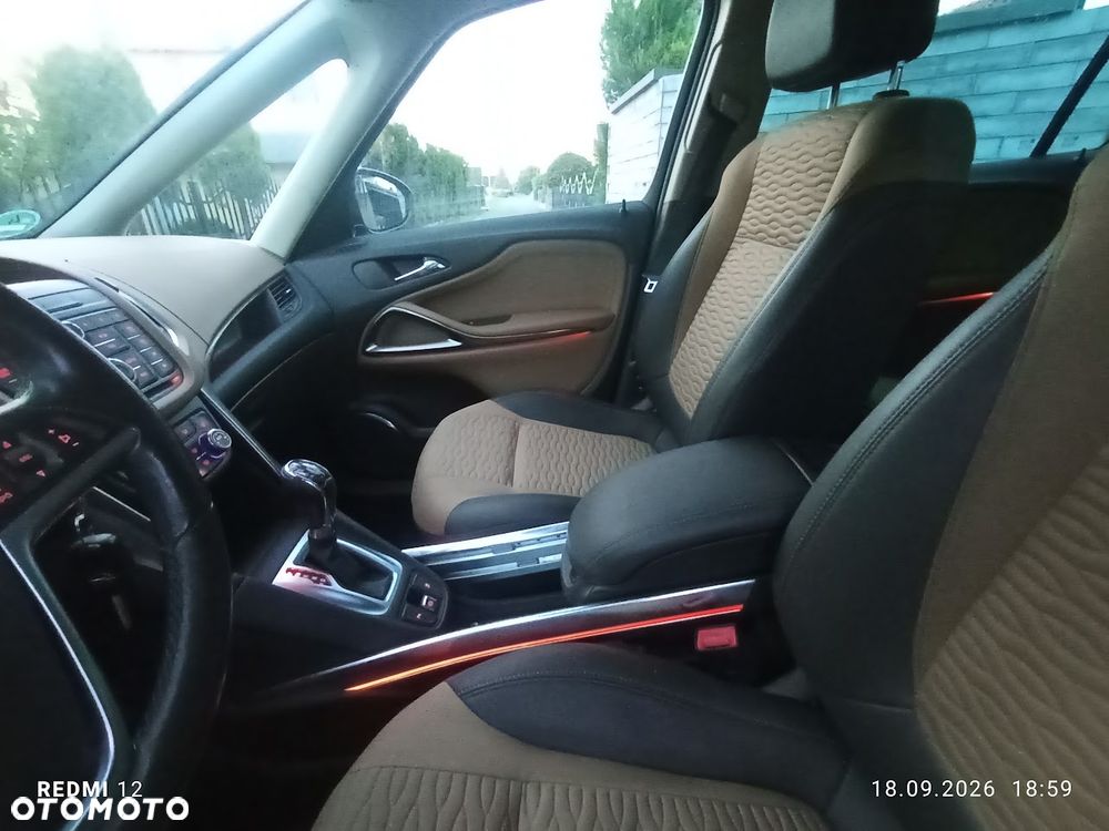 Opel Zafira 1.4 Turbo Automatik Business Edition - 11