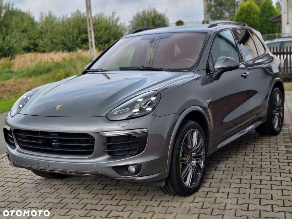 Porsche Cayenne - 10