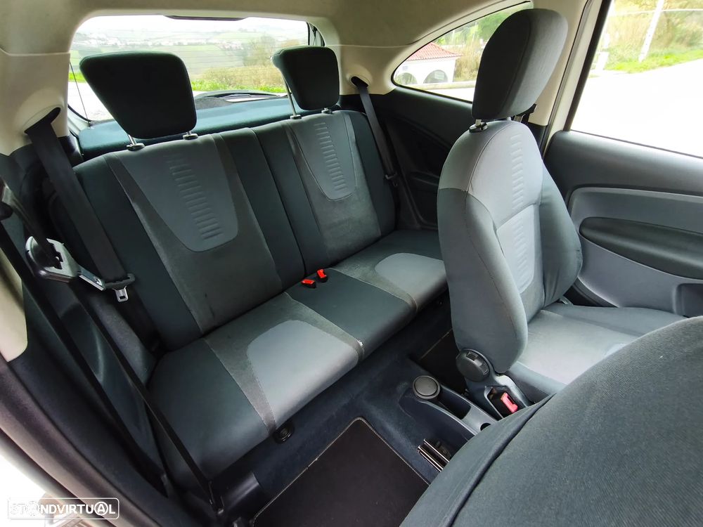 Ford KA 1.2 Titanium - 8