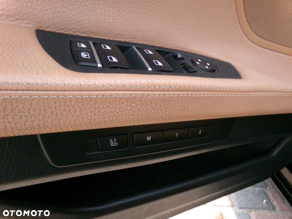 BMW Seria 7 730d - 14