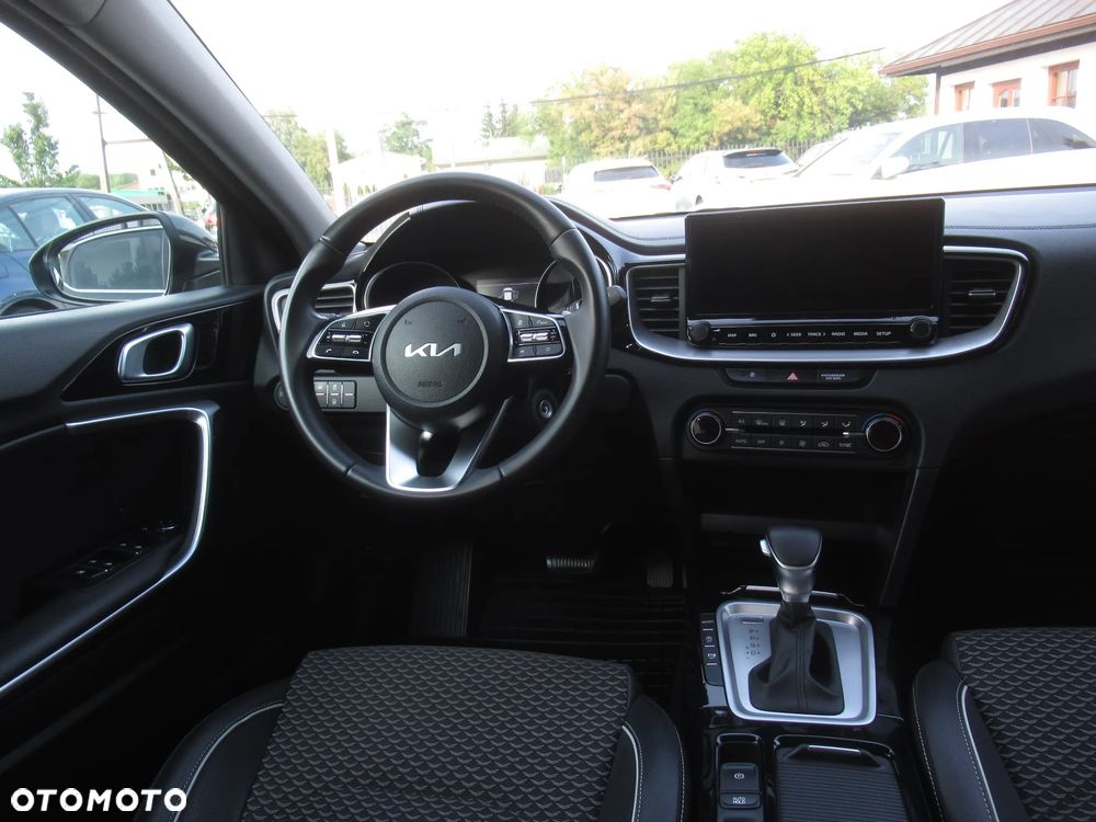 Kia XCeed 1.5 T-GDI L DCT - 11