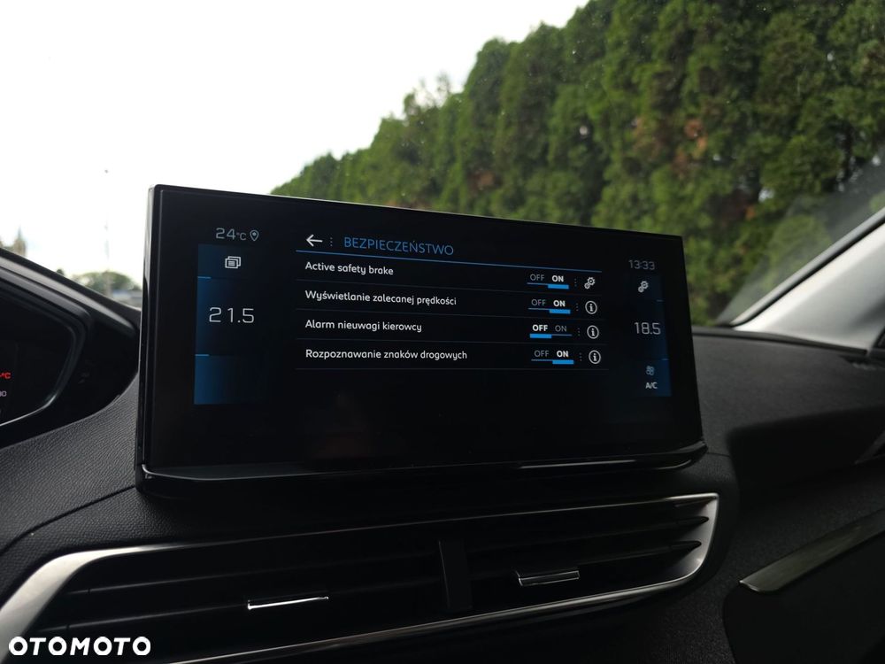 Peugeot 5008 - 25