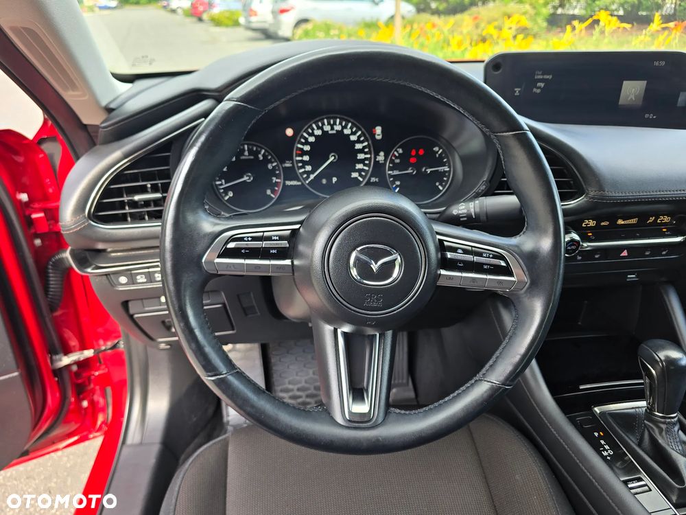 Mazda 3 2.0 mHEV Hikari - 9