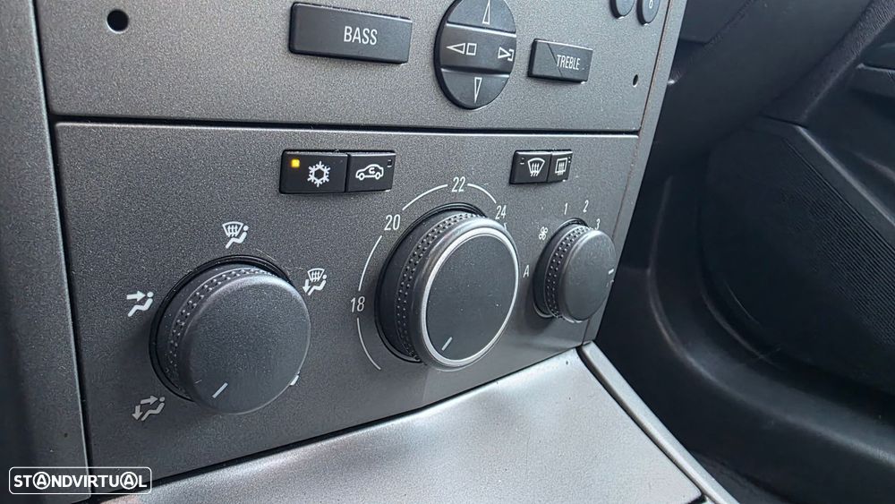 Opel Astra 1.3 CDTI Enjoy EcoFLEX - 24