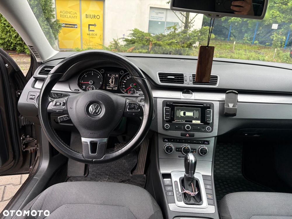 Volkswagen Passat 2.0 Blue TDI DSG SCR Comfortline - 8