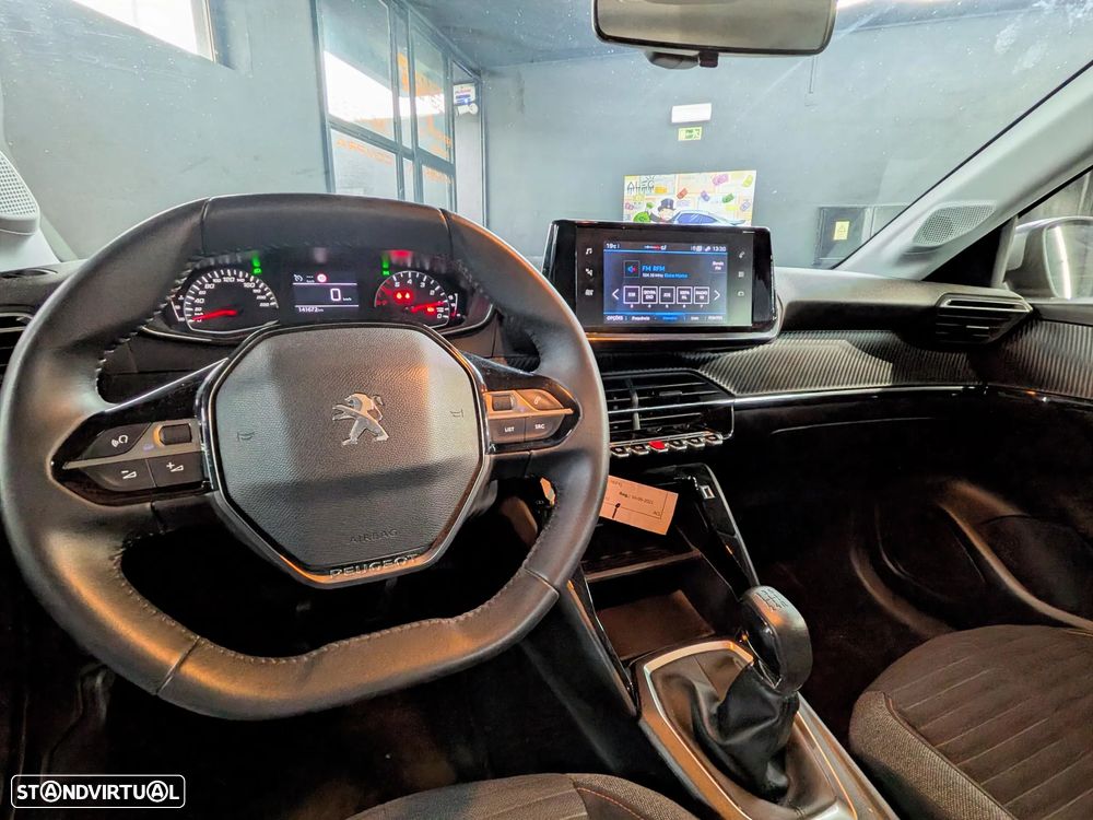 Peugeot 208 1.2 PureTech Active - 13