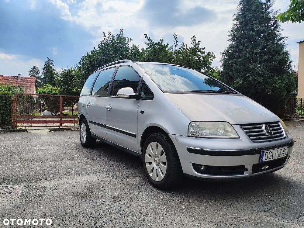 Volkswagen Sharan - 1