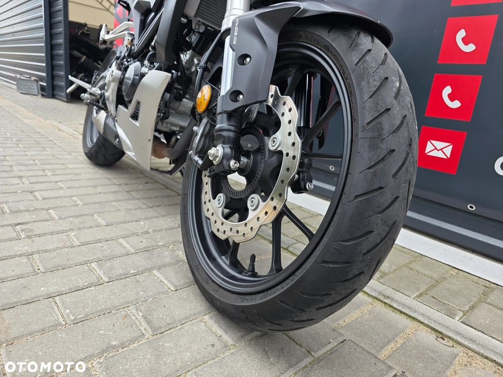 Honda CB - 23
