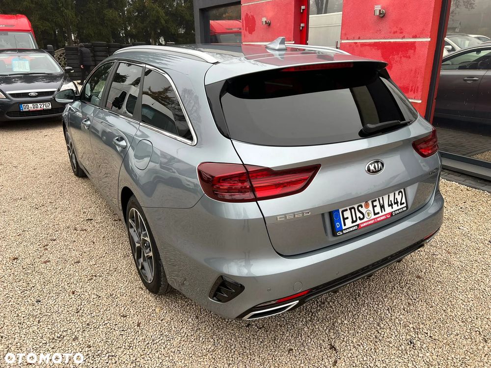 Kia Ceed 1.5 T-GDI DCT7 OPF GT Line - 4