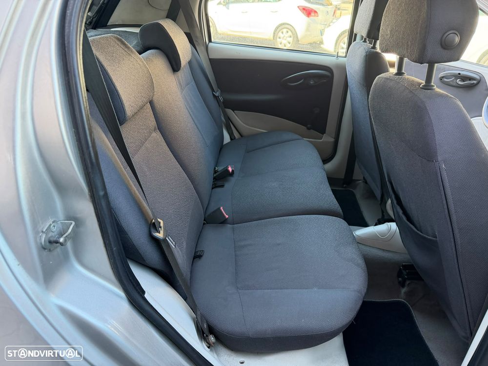 Fiat Punto 70 JTD Multijet Active - 11
