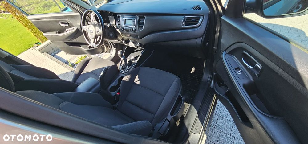 Kia Carens 1.6 GDI L 7os EU6 - 39