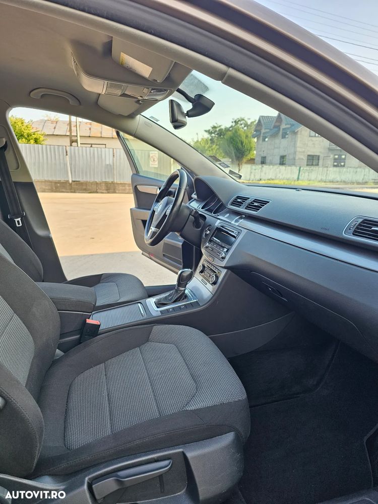 Volkswagen Passat 2.0 TDI DSG BlueMotion Technology Comfortline - 5