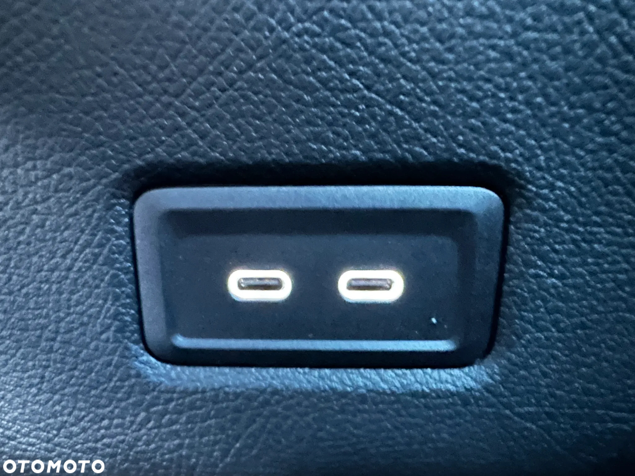 Mercedes-Benz Klasa V 300 d 4-Matic Exclusive 9G-Tronic (d³ugi) - 30