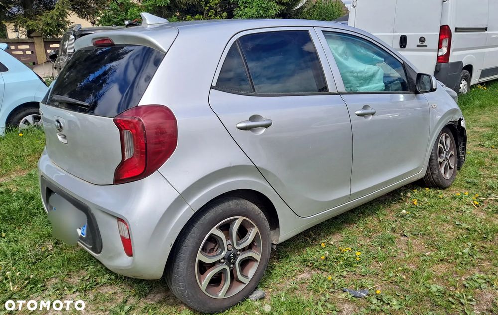 Kia Picanto 1.0 L - 4