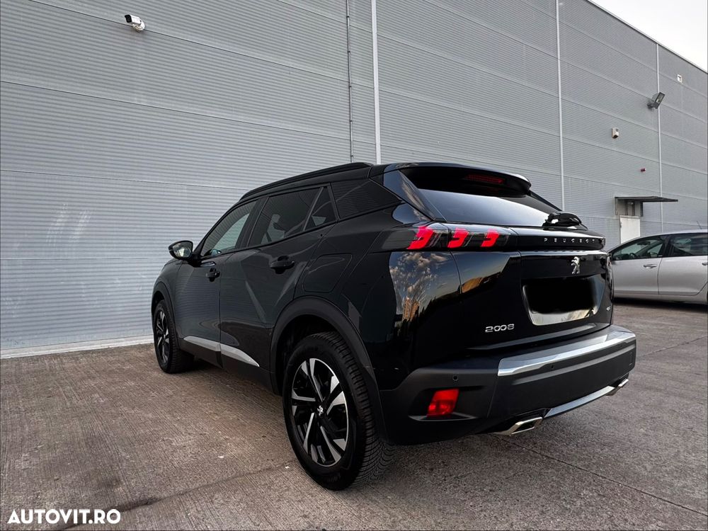 Peugeot 2008 PureTech 130 EAT8 GT - 30