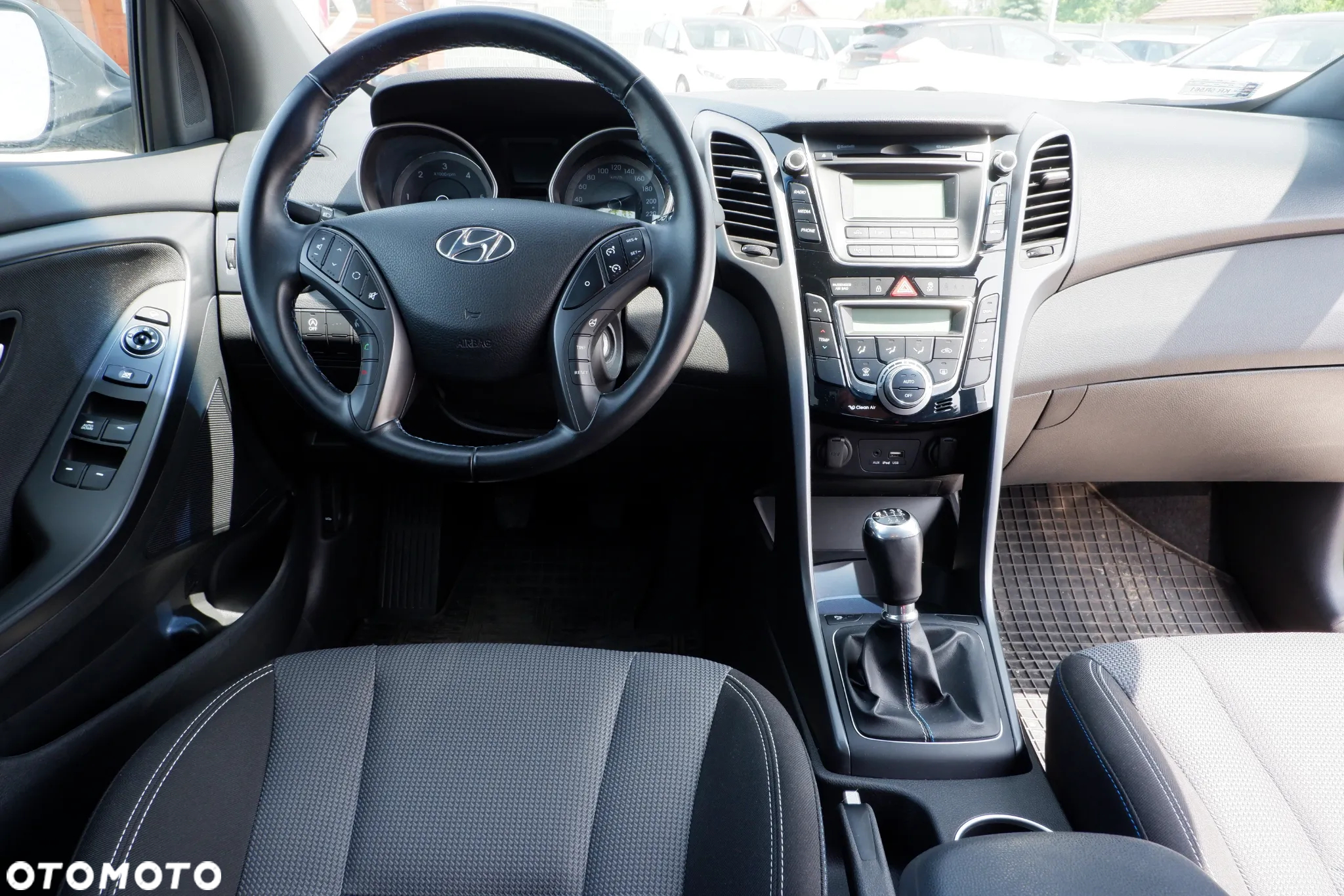 Hyundai i30 1.6 CRDi BlueDrive Go - 14