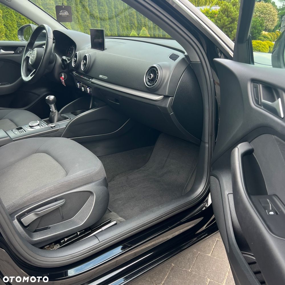 Audi A3 Sportback - 27