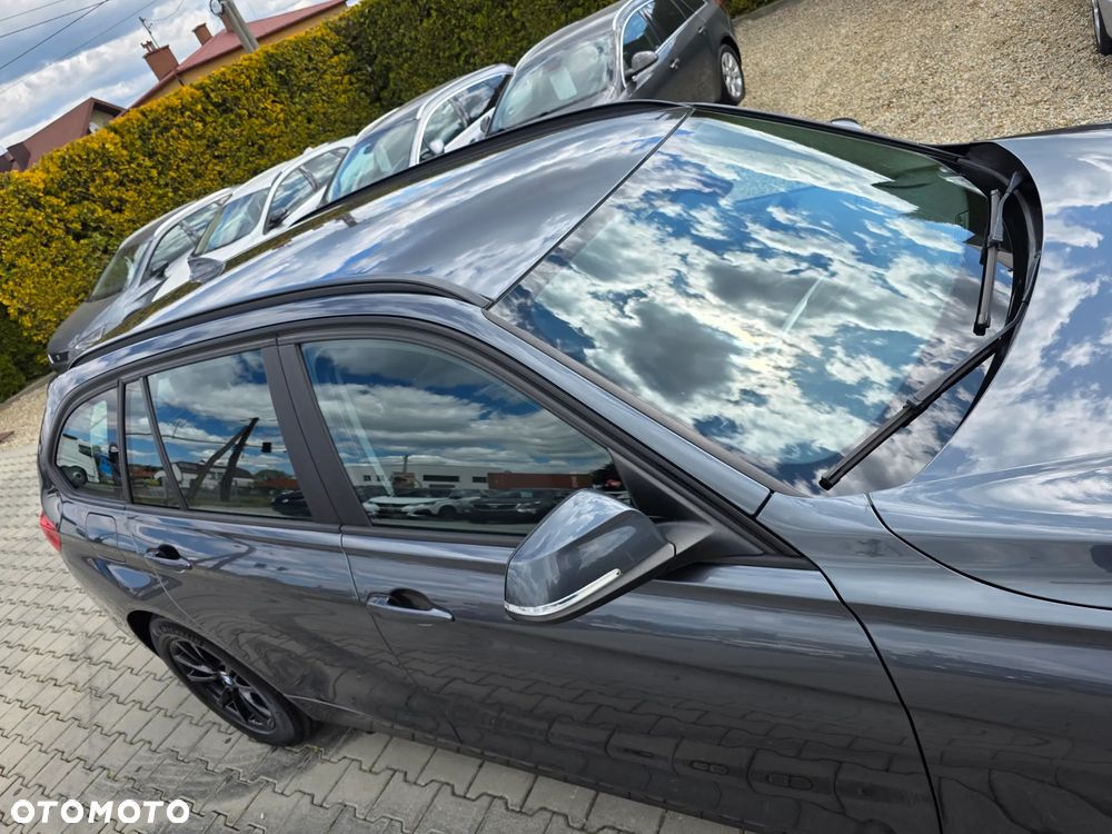 BMW Seria 3 - 10