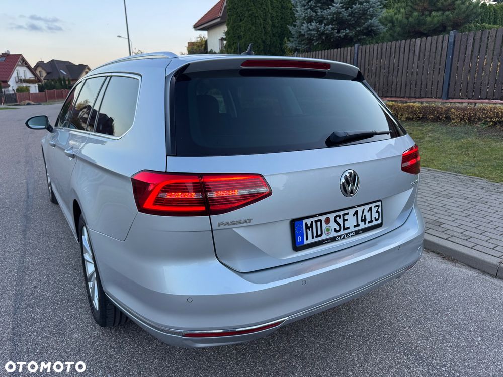 Volkswagen Passat - 20