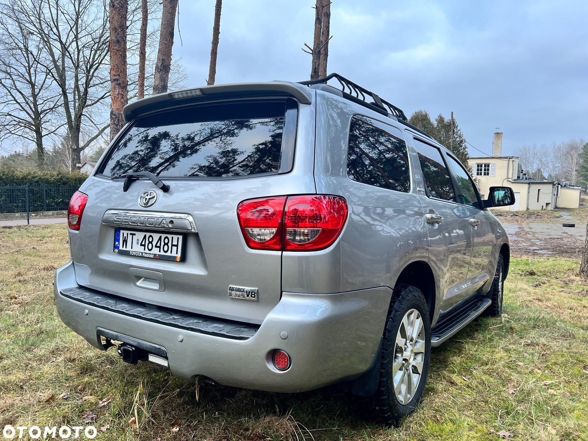 Toyota Sequoia - 7