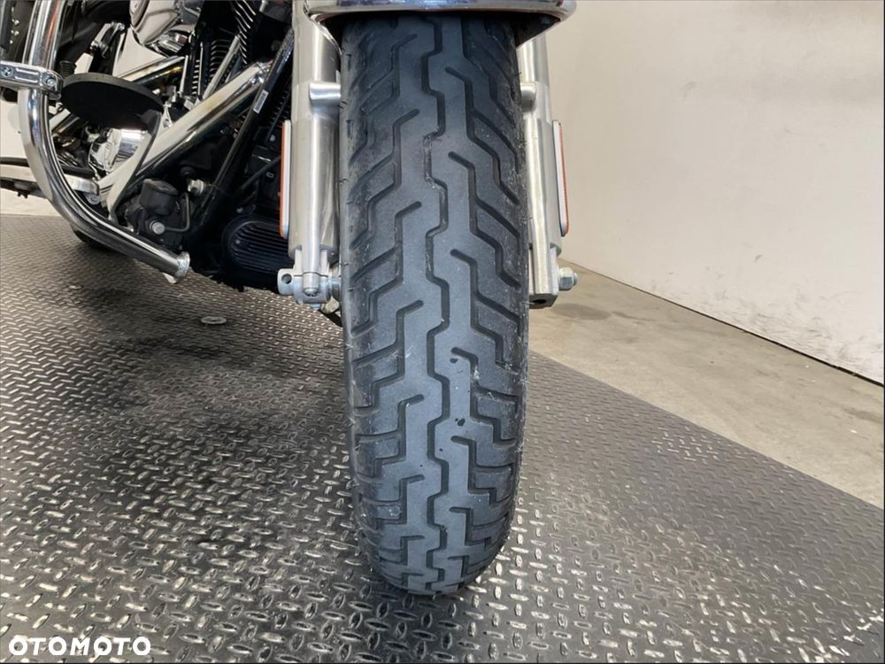 Harley-Davidson Softail Heritage Classic - 18