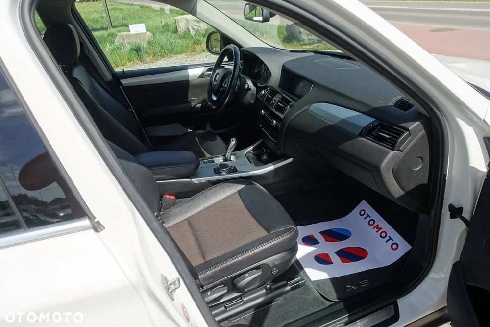 BMW X3 xDrive20d xLine - 12
