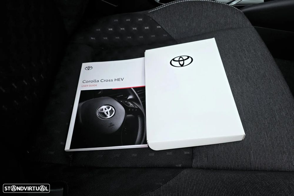 Toyota Corolla 1.8 Hybrid Comfort Plus - 30