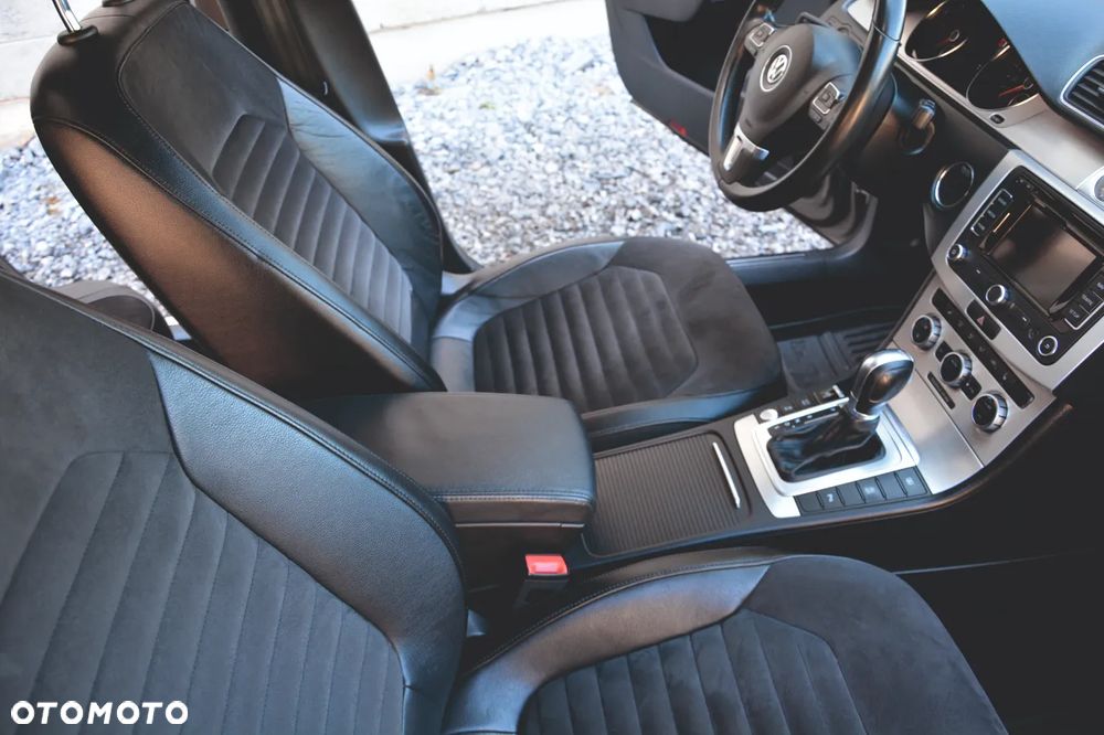 Volkswagen Passat 2.0 TDI Highline DSG - 8