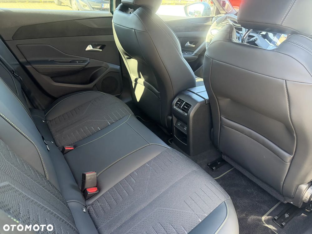 Peugeot 308 - 11