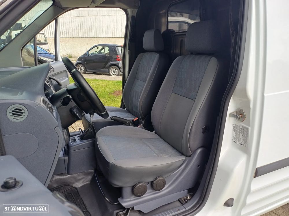 Ford TRANSIT CONNECT 1.8 TDCI 90 CV - 33