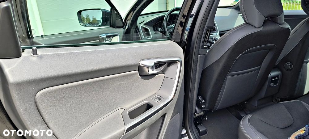 Volvo XC 60 D4 Kinetic - 23