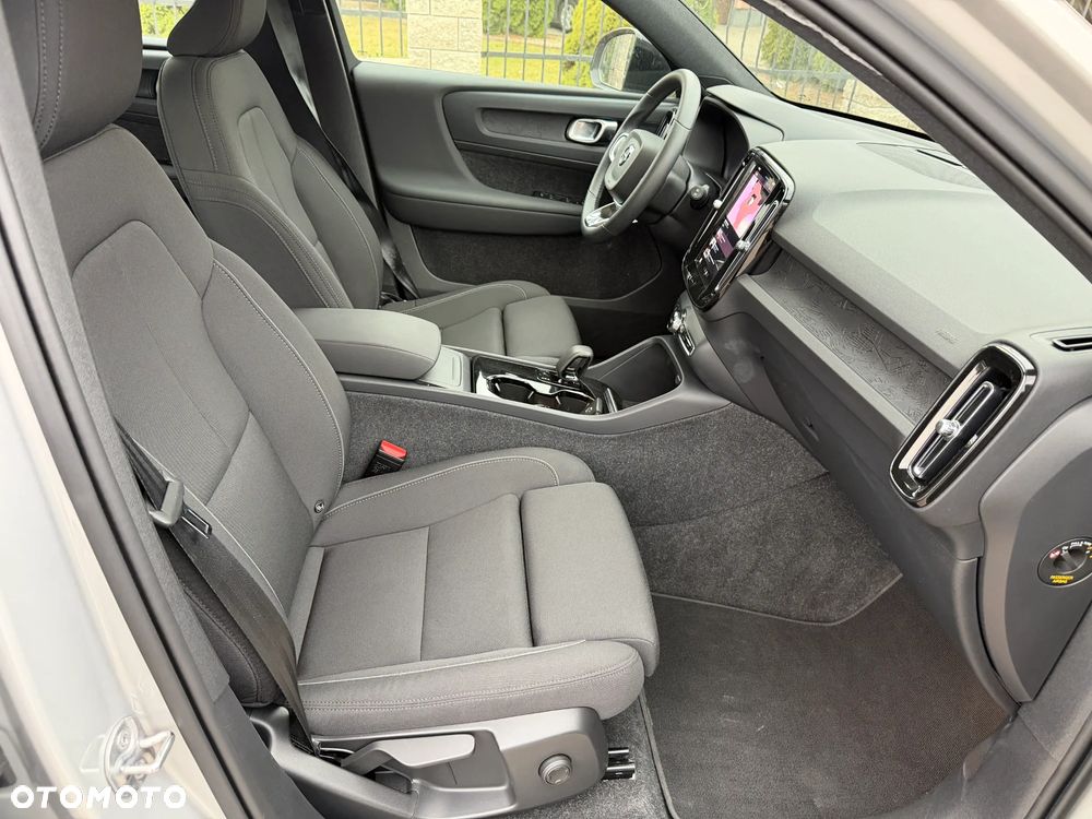 Volvo XC 40 Recharge 69 kWh Single Motor RWD Core - 5