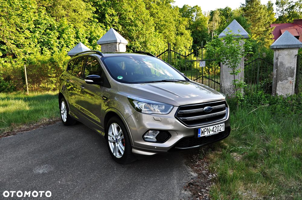 Ford Kuga 2.0 TDCi 4x4 ST-Line - 12