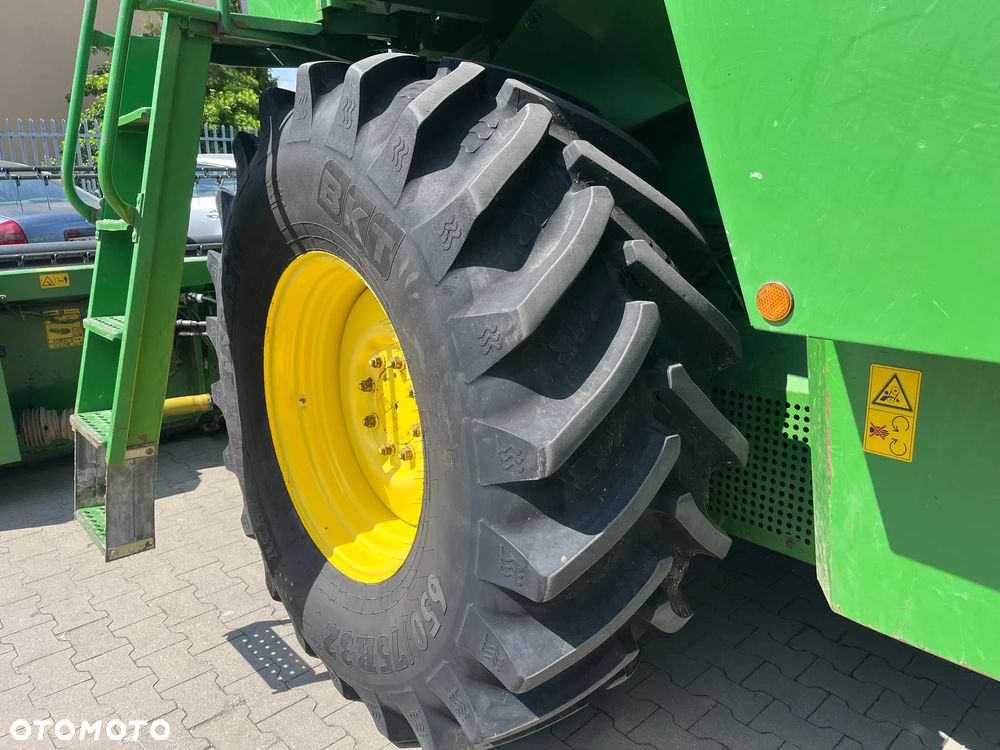 John Deere 2254 HillMaster - 7