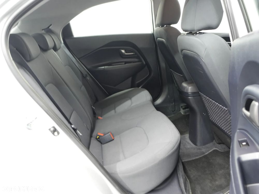 Kia Rio 1.4 CRDI Spirit - 24