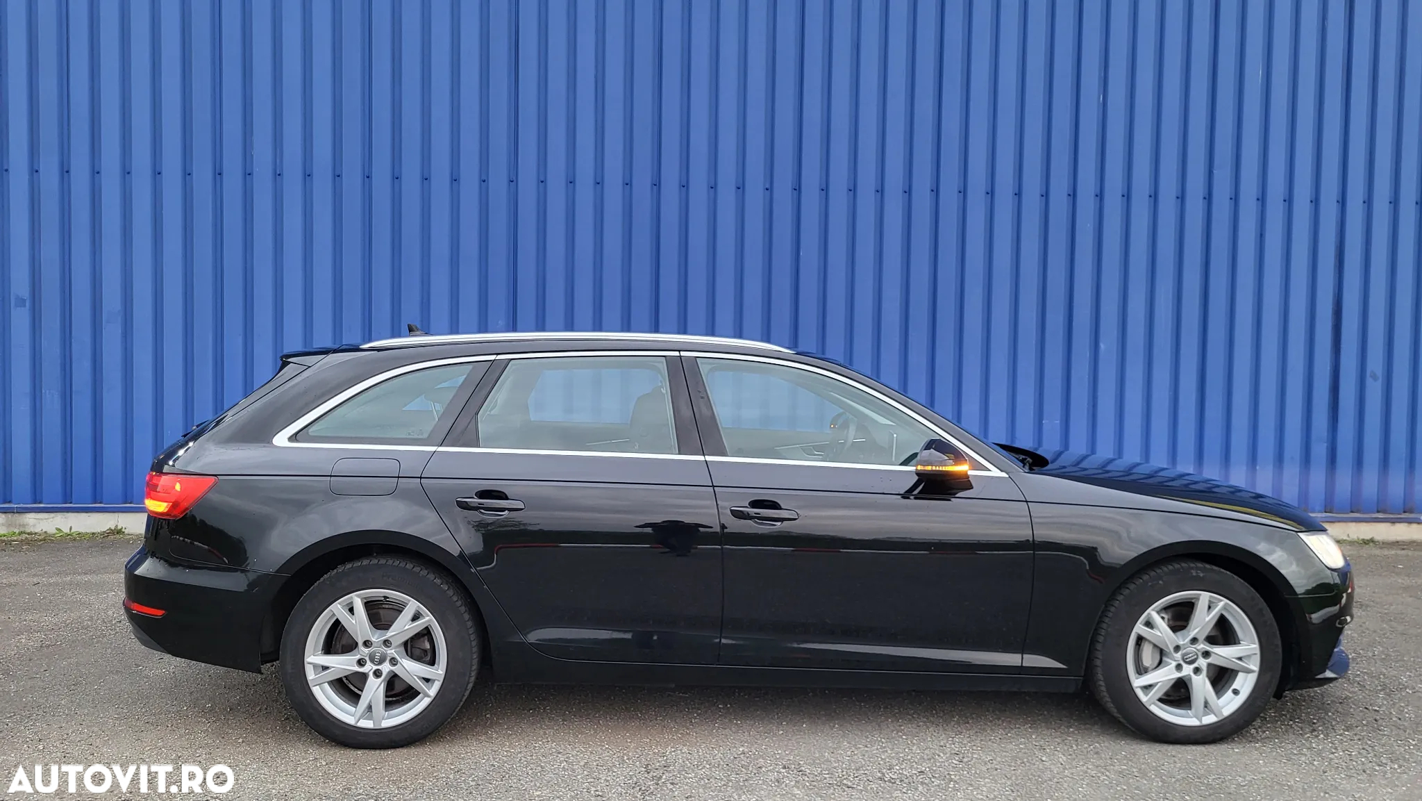 Audi A4 Avant 2.0 40 TDI S tronic S Line - 19